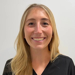 Dr Lucy Cracknell